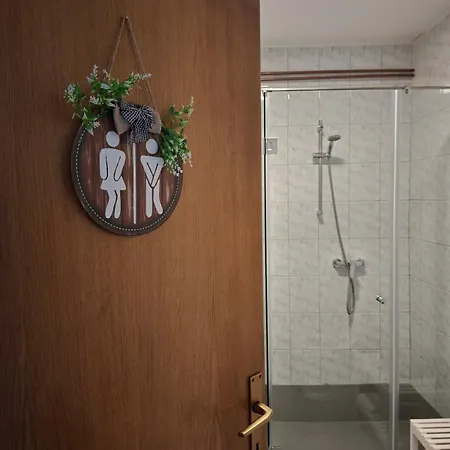 펜션 Creekside House With Pool *